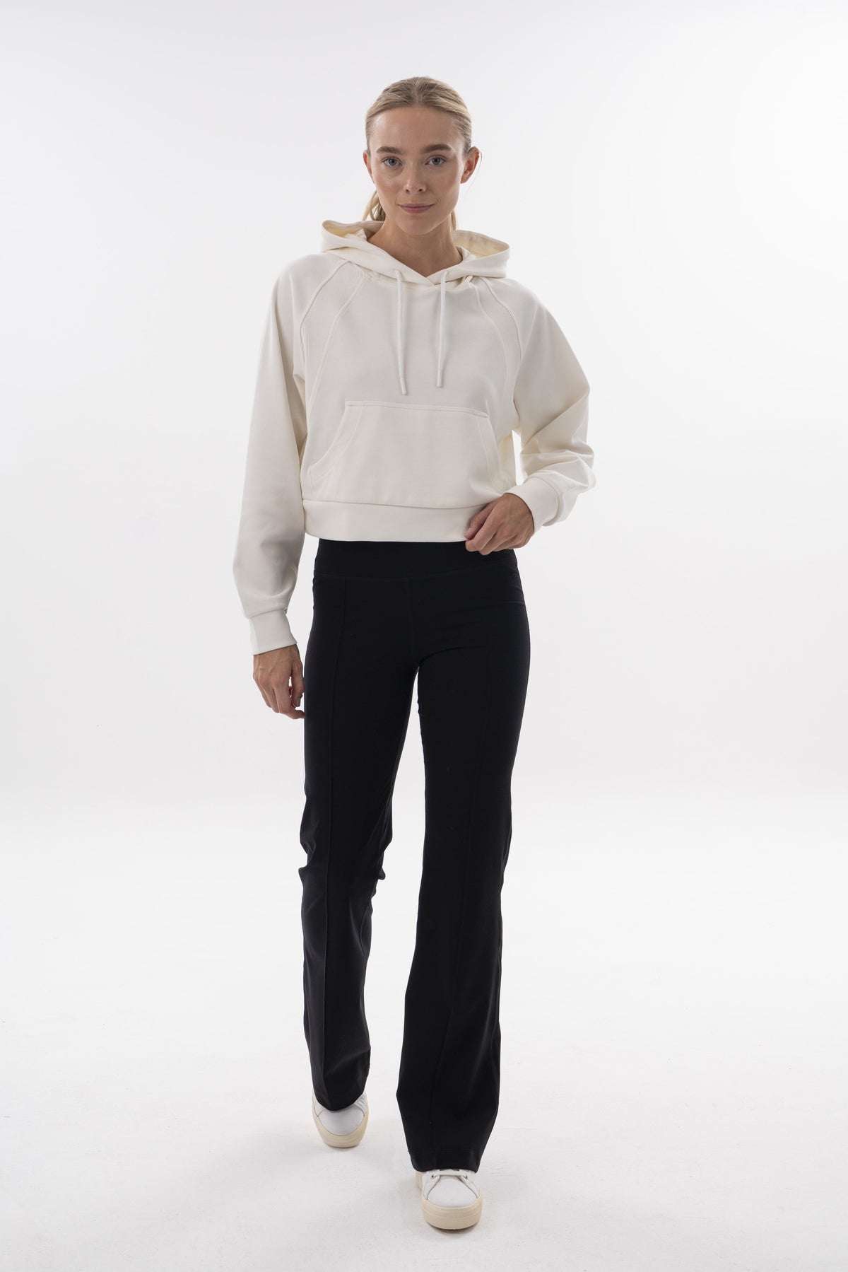 Comfort Kadın Kapüşonlu Ekru Sweatshirt