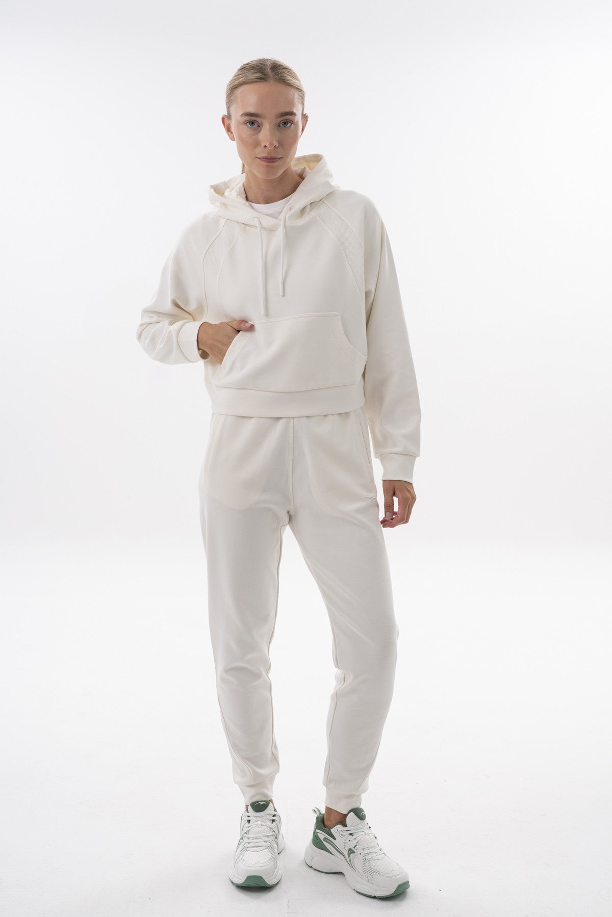 Comfort Kadın Kapüşonlu Ekru Sweatshirt