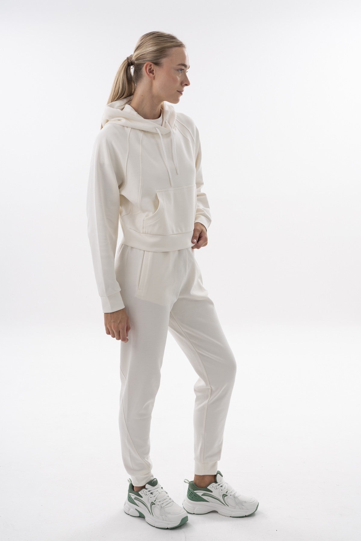Comfort Kadın Kapüşonlu Ekru Sweatshirt