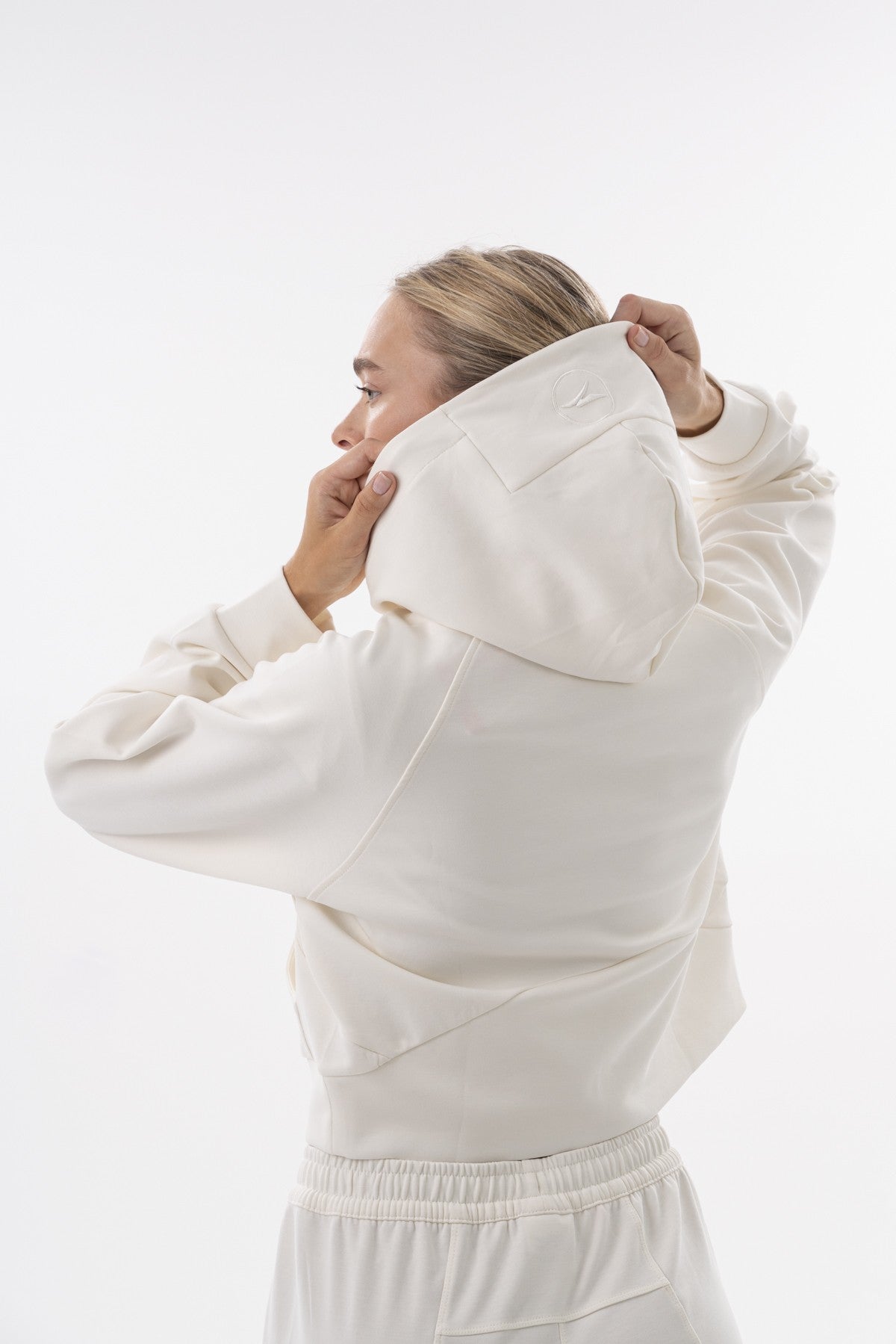 Comfort Kadın Kapüşonlu Ekru Sweatshirt