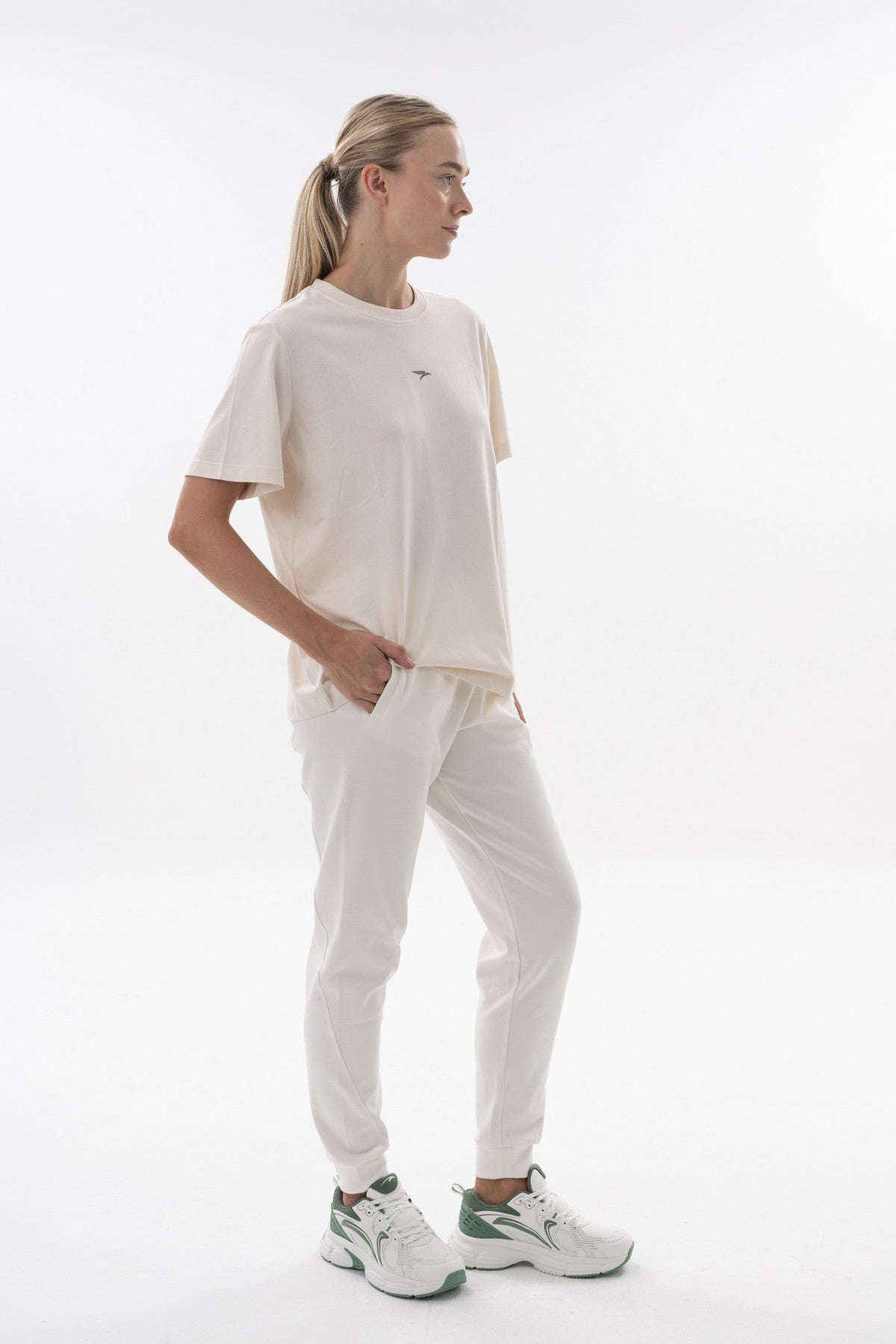 New Basic Kadın Bisiklet Yaka Ekru T-shirt