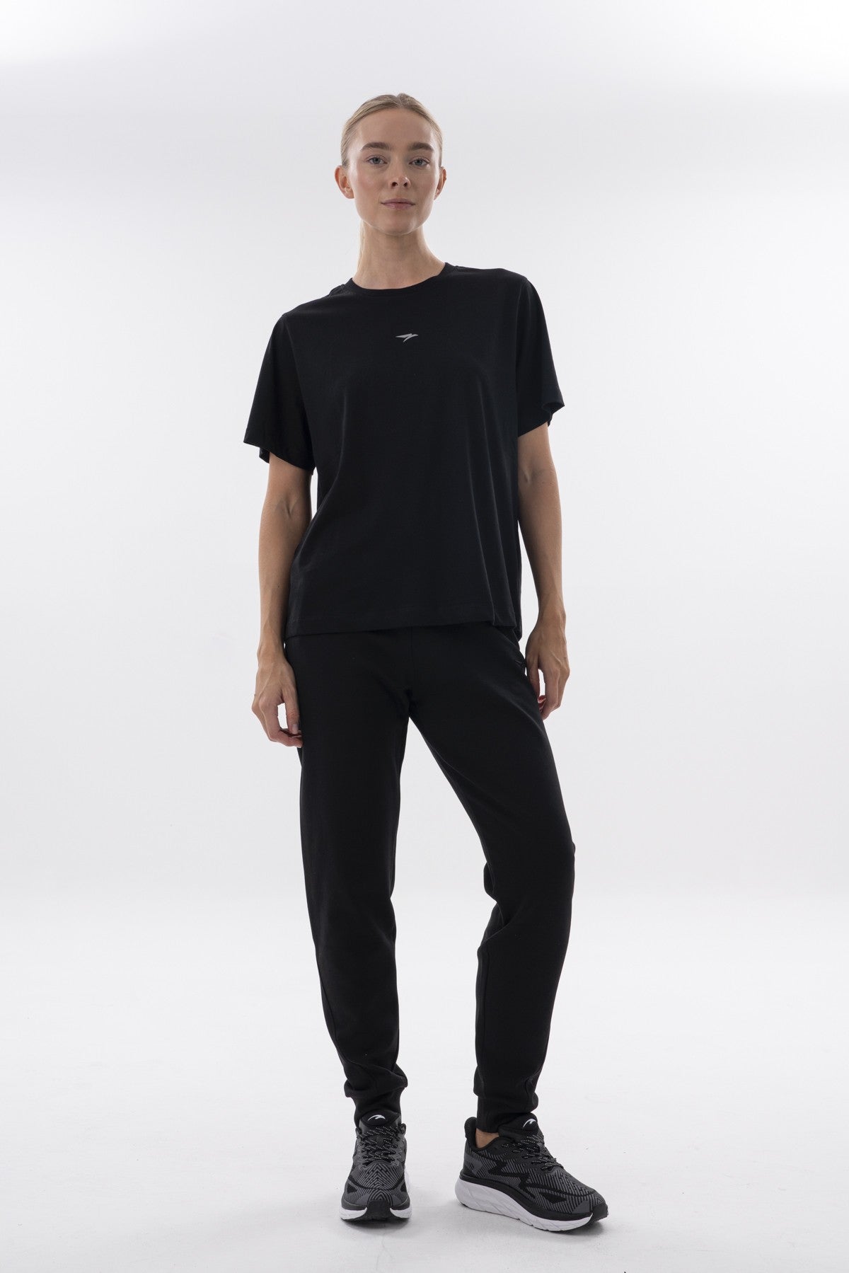 New Basic Kadın Bisiklet Yaka Siyah T-shirt