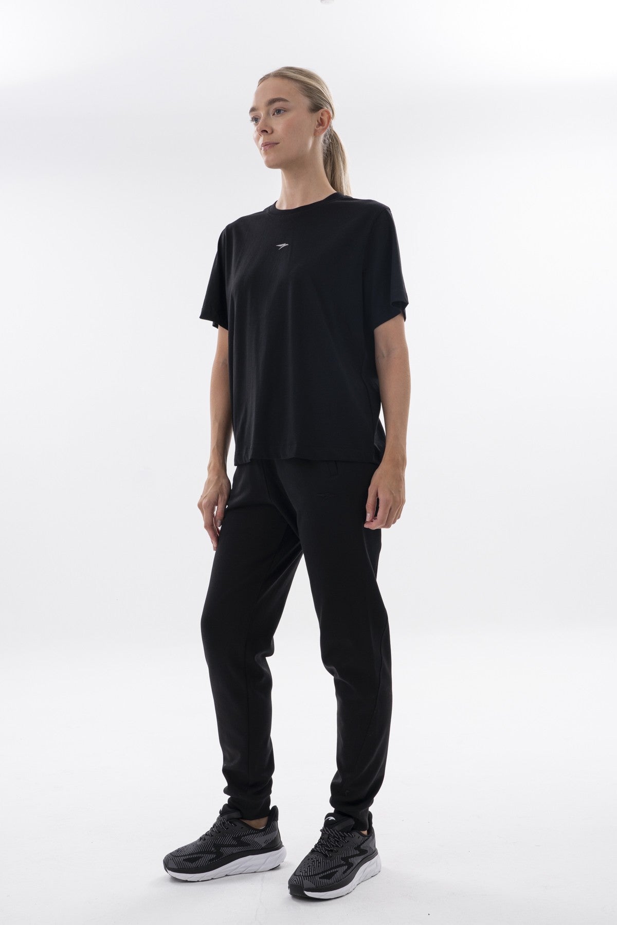 New Basic Kadın Bisiklet Yaka Siyah T-shirt
