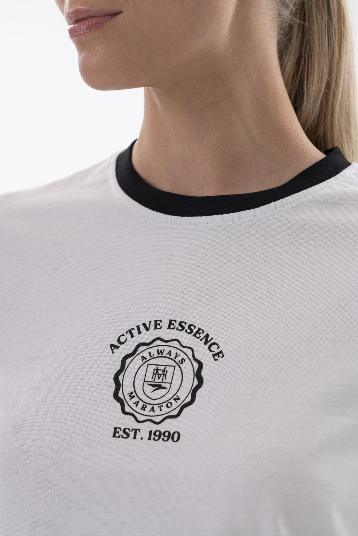 Regular Kadın Bisiklet Yaka Beyaz T-shirt