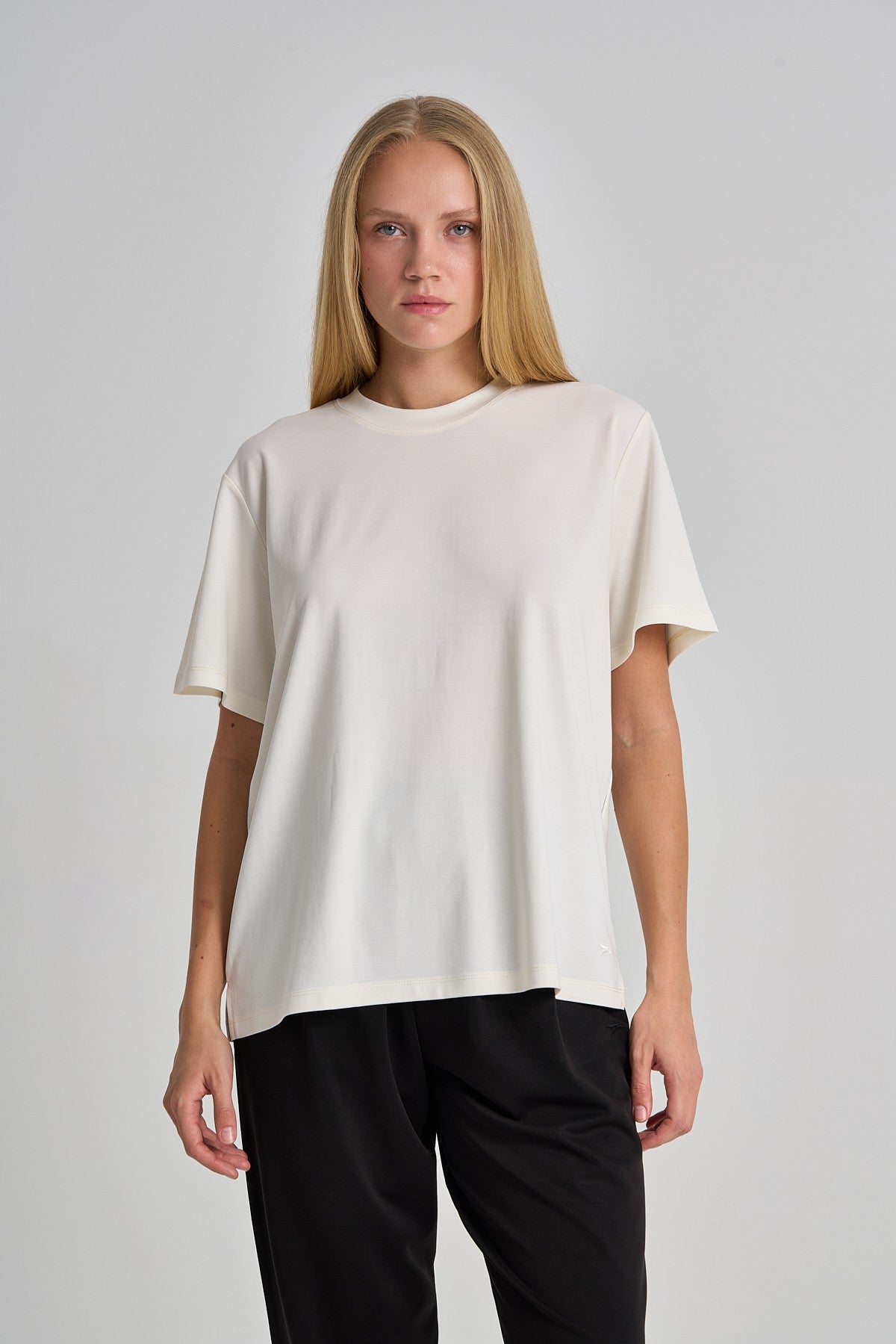 Regular Kadın Bisiklet Yaka Ekru T-shirt