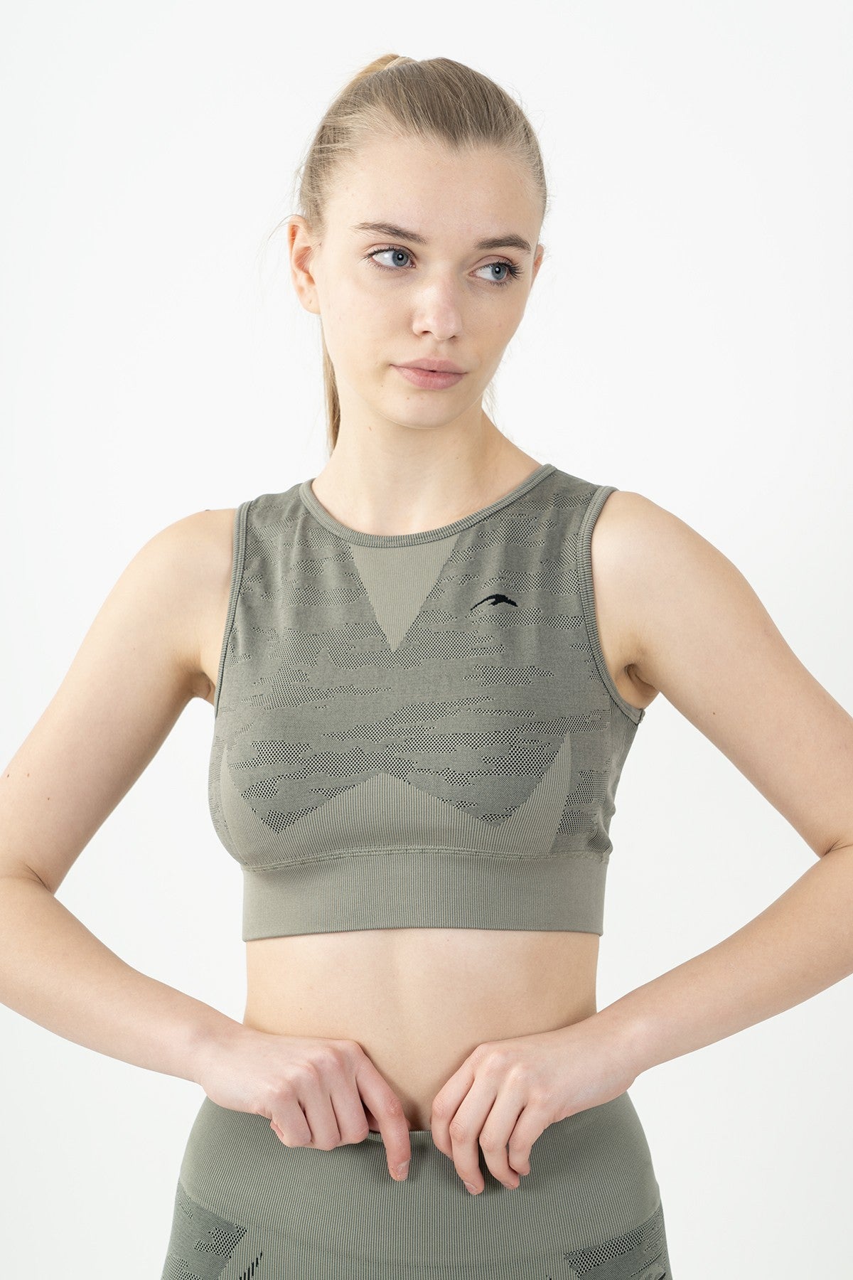 SlimFit Kadın Bisiklet Yaka Haki Bra