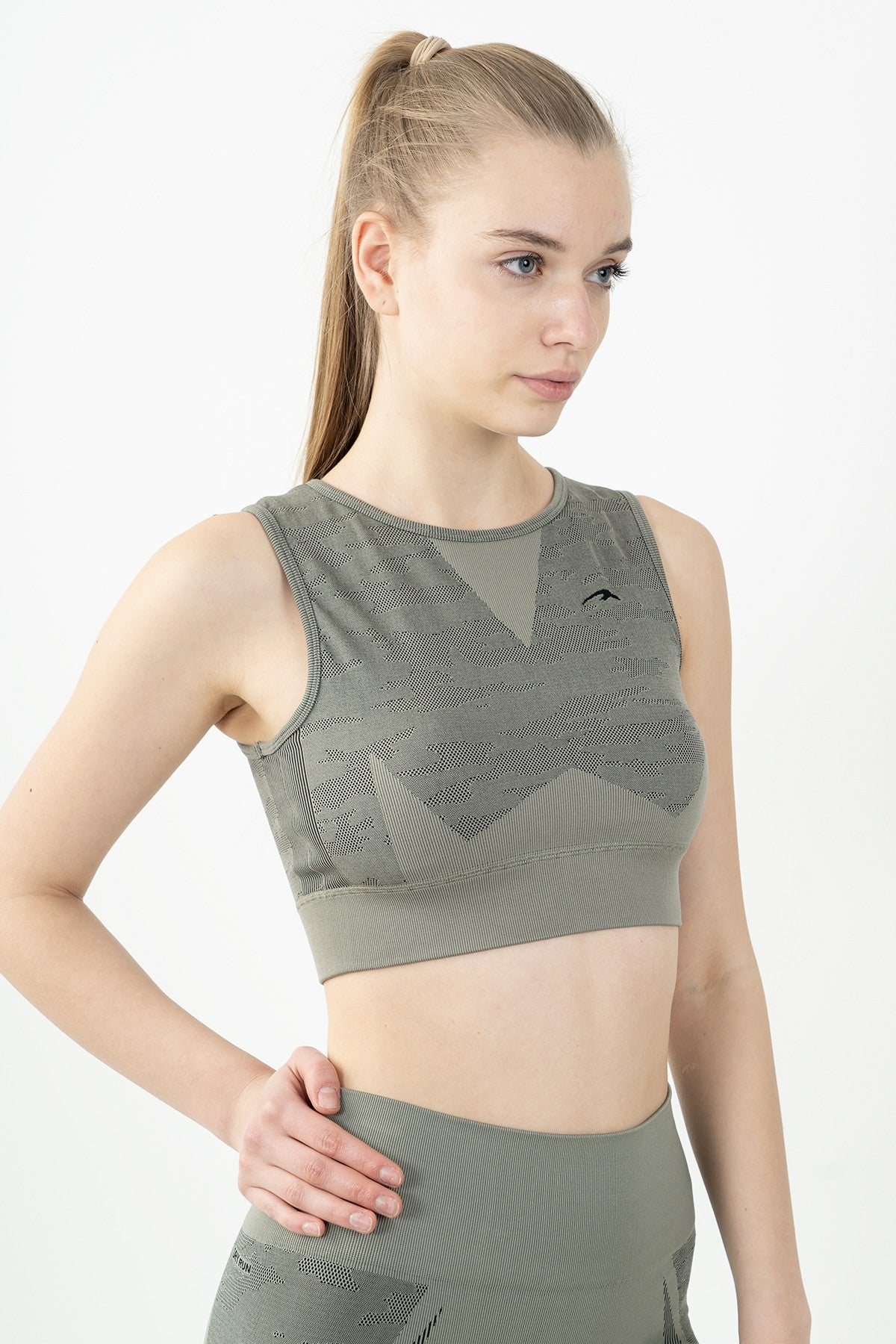 SlimFit Kadın Bisiklet Yaka Haki Bra