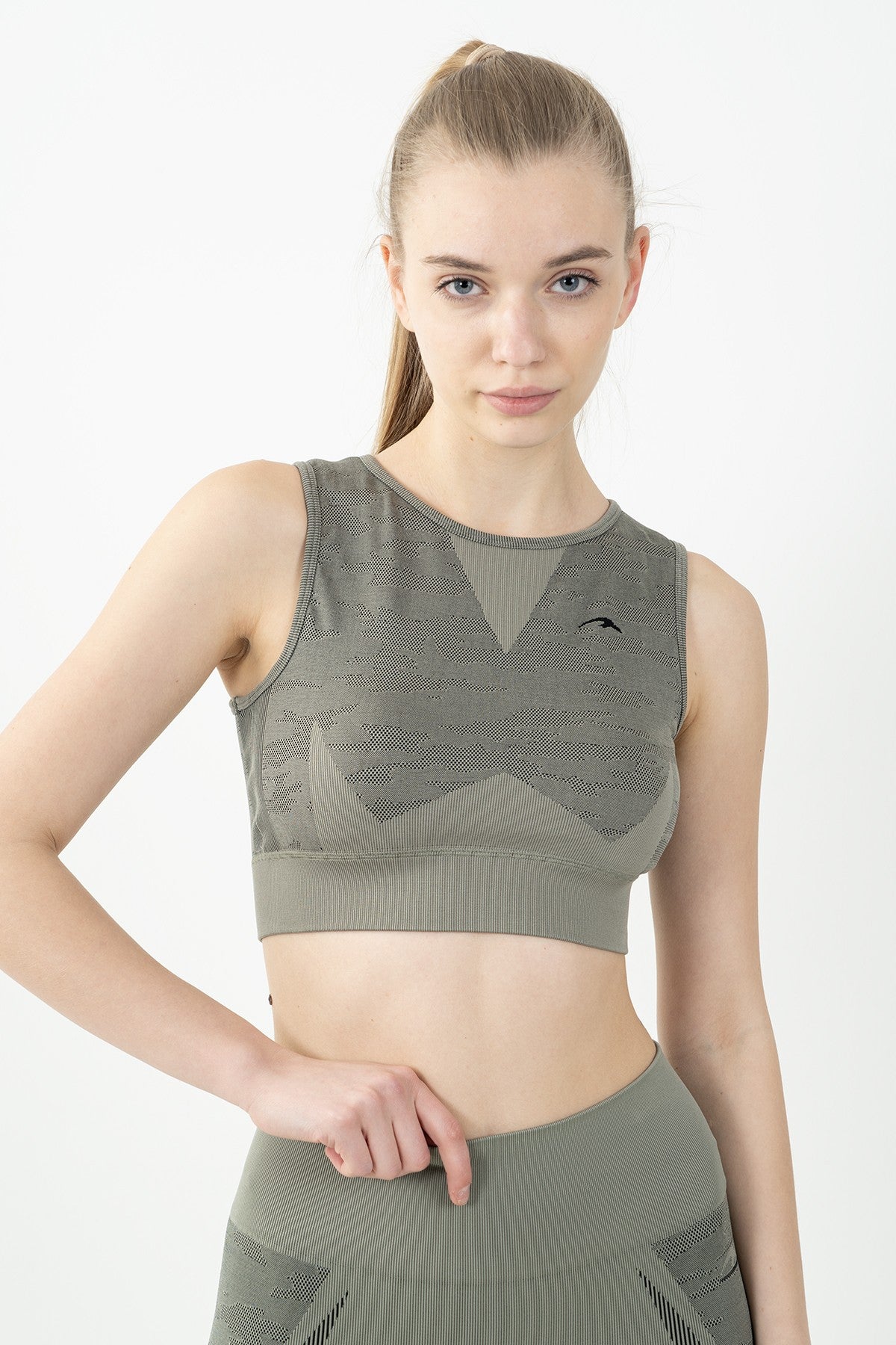 SlimFit Kadın Bisiklet Yaka Haki Bra