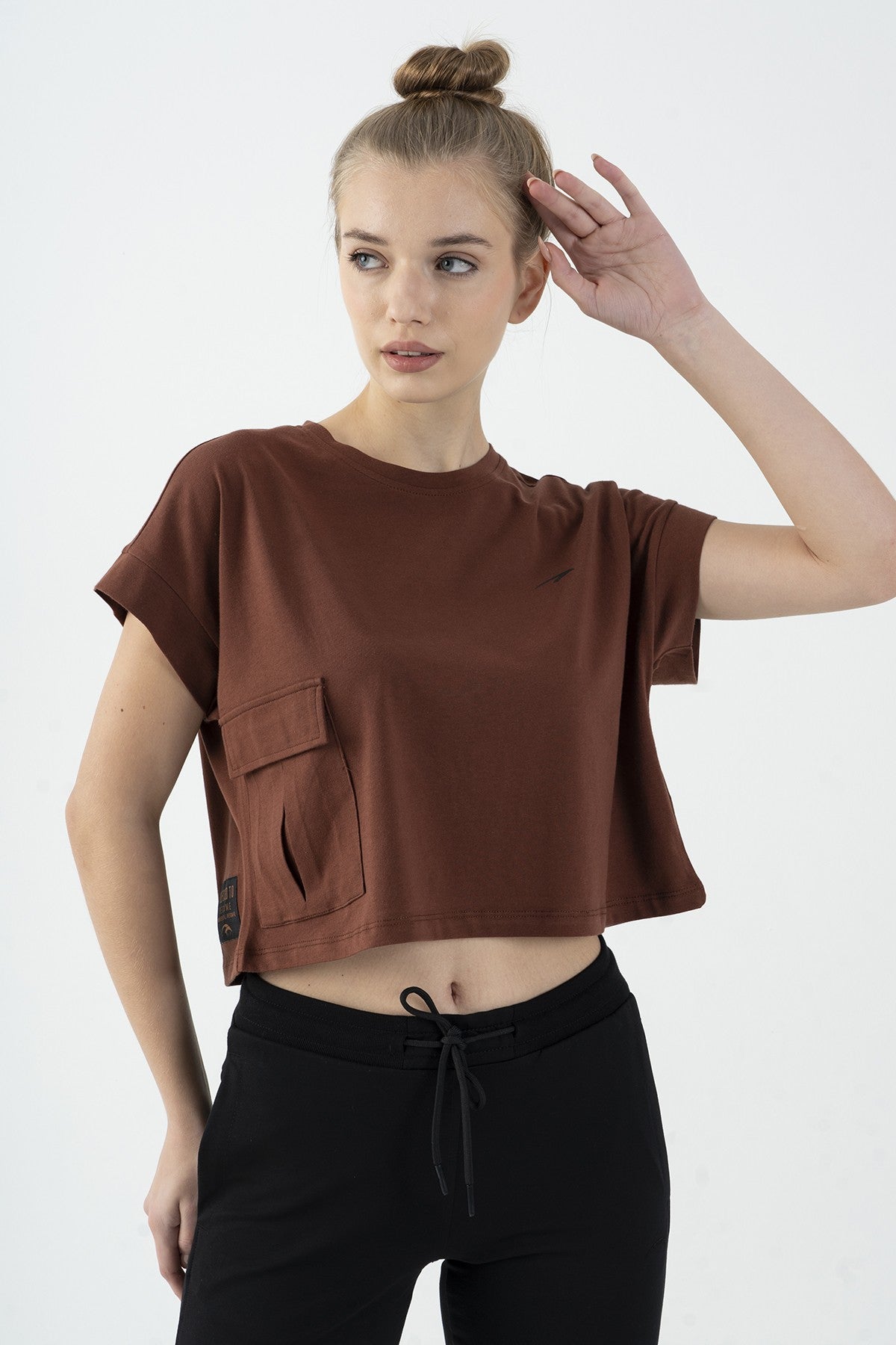 Comfort Kadın Bisiklet Yaka Kahverengi Crop Top