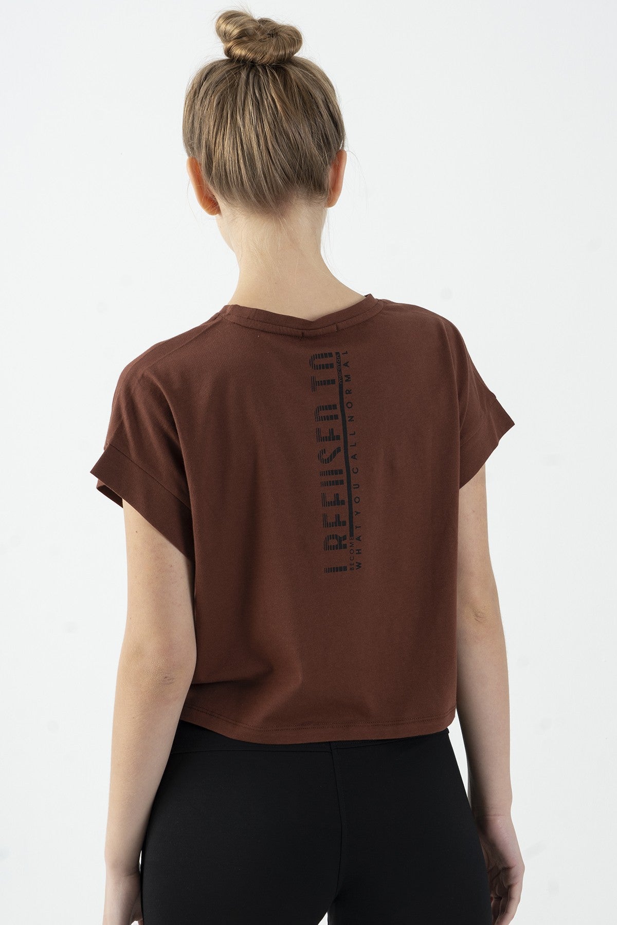 Comfort Kadın Bisiklet Yaka Kahverengi Crop Top