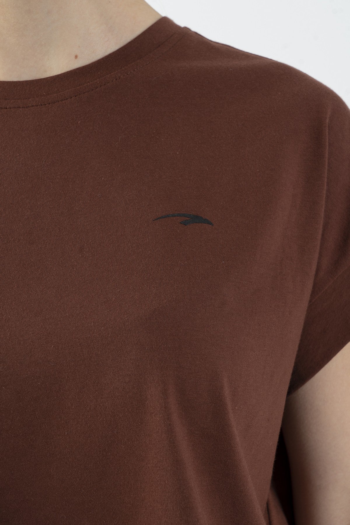 Comfort Kadın Bisiklet Yaka Kahverengi Crop Top