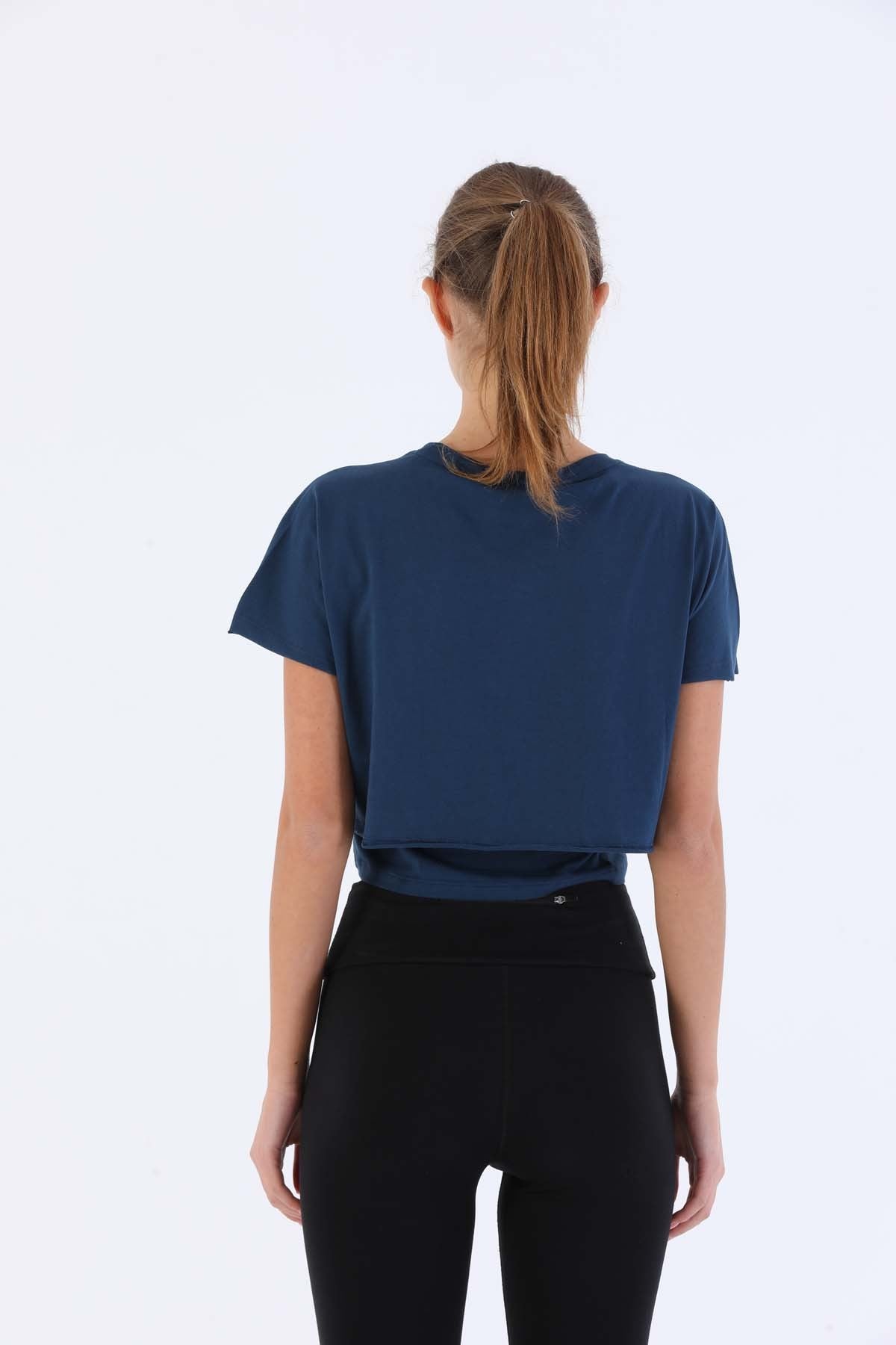 Comfort Kadın Bisiklet Yaka Lacivertmelanj Crop Top