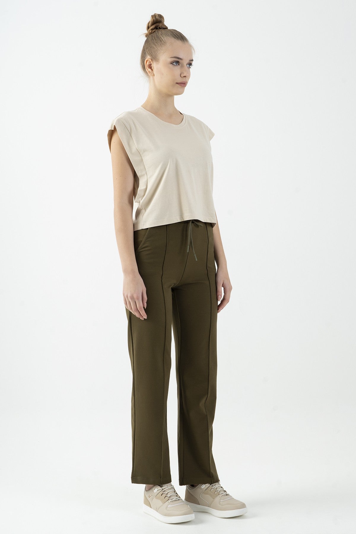 Regular Kadın Bisiklet Yaka Taş Crop Top