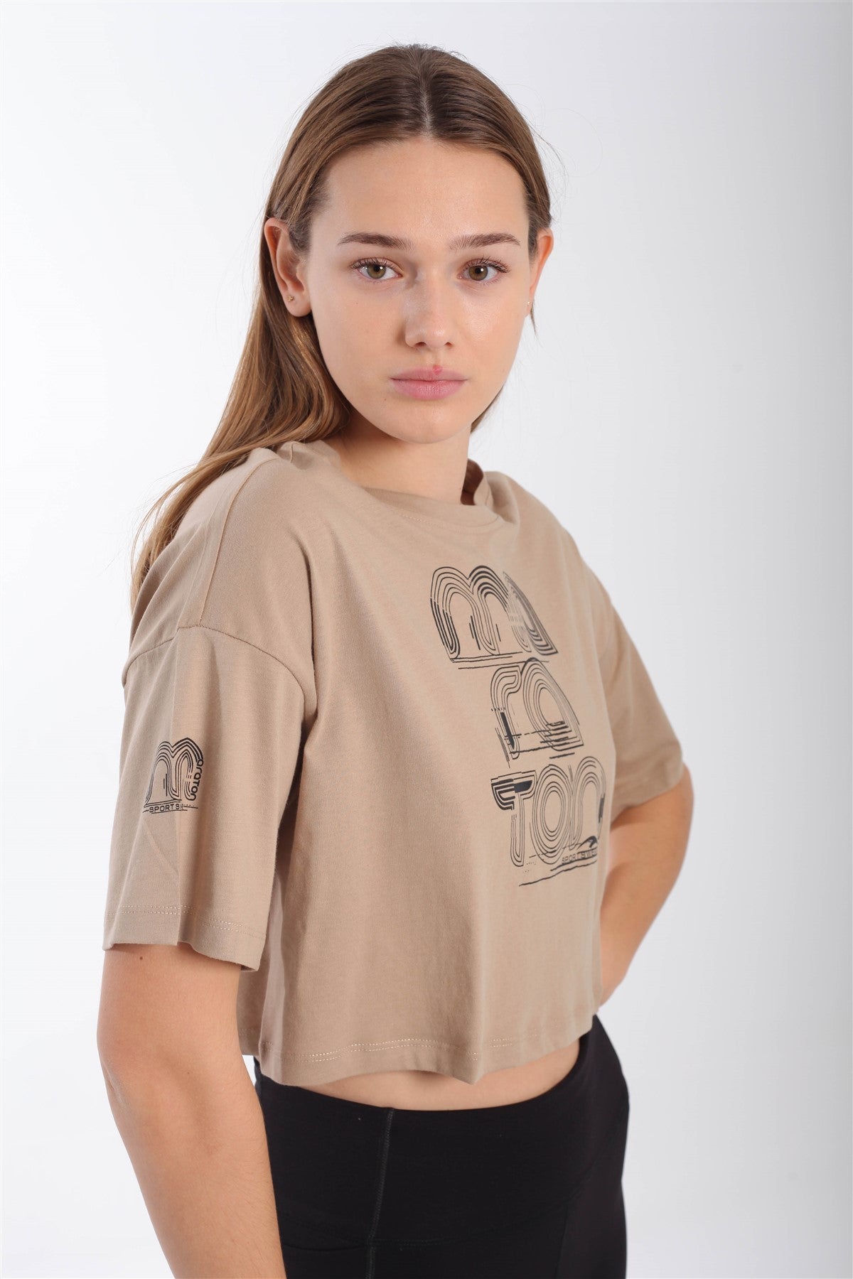 Comfort Kadın Bisiklet Yaka Bej Crop Top