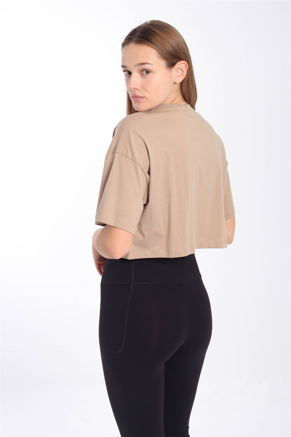Comfort Kadın Bisiklet Yaka Bej Crop Top