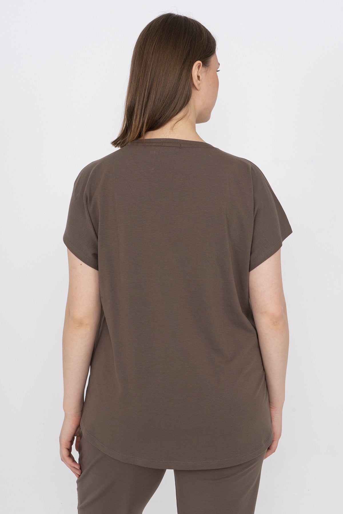 Büyük Beden Kadın Bisiklet Yaka Kahverengi T-shirt
