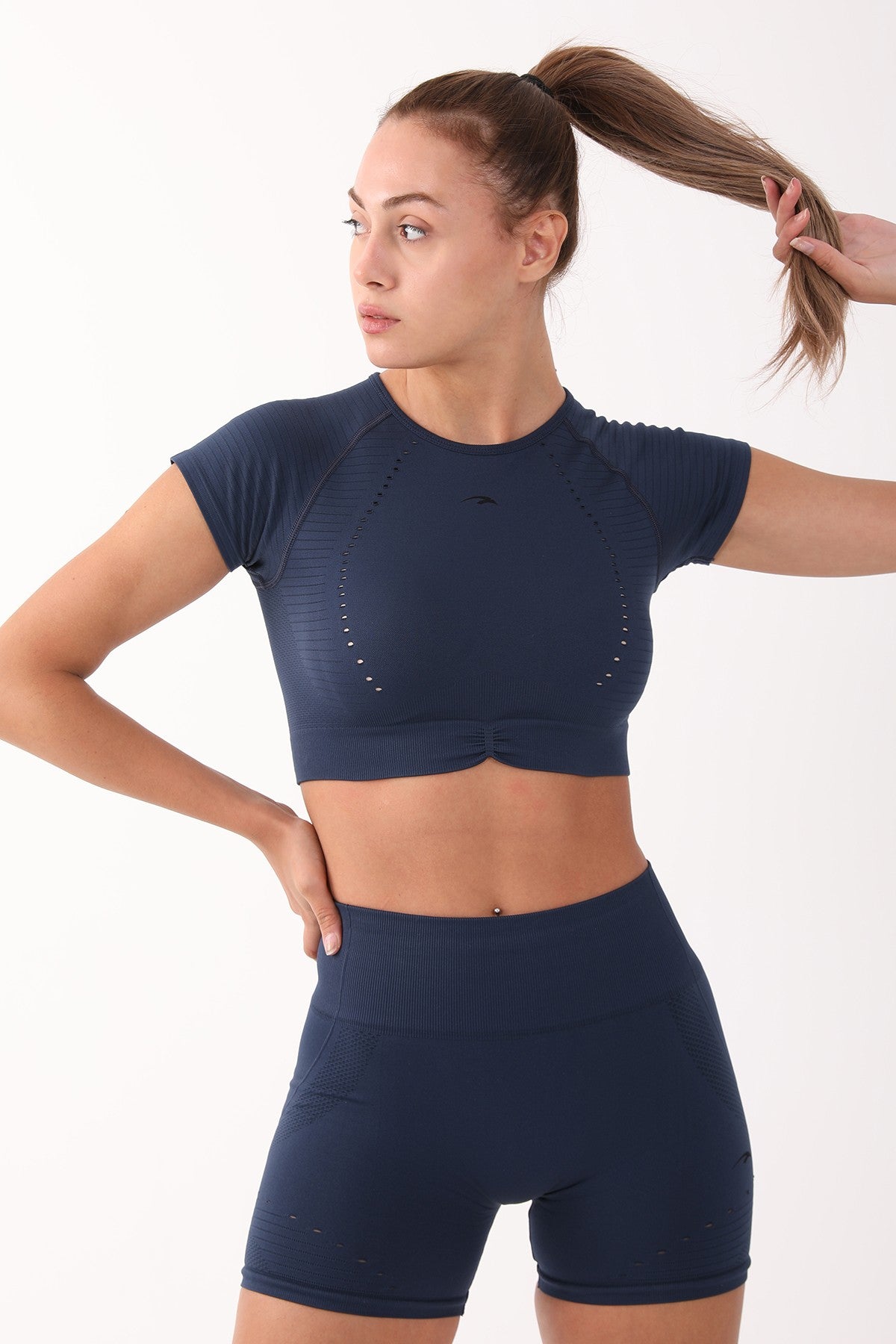 SlimFit Kadın Bisiklet Yaka Lacivert Crop Top