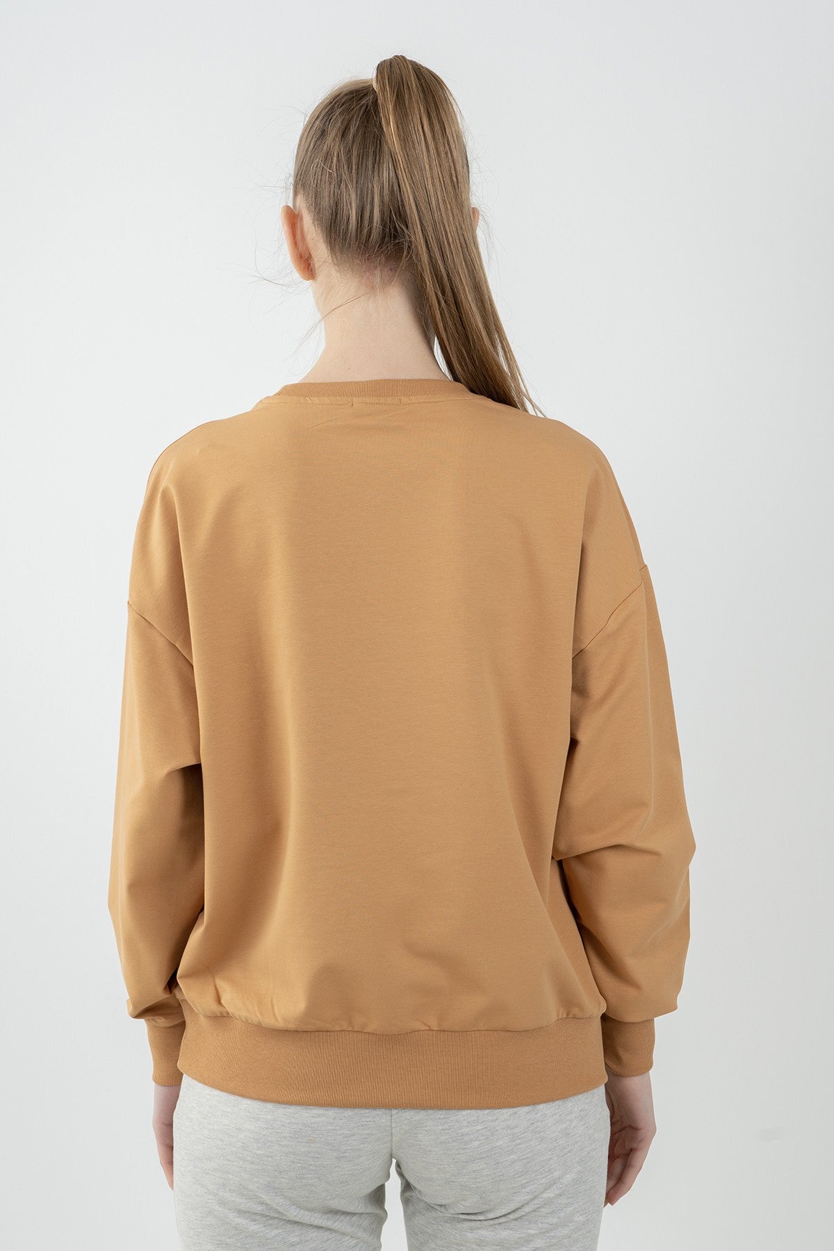 Oversize Kadın Bisiklet Yaka Koyu Bej Sweatshirt