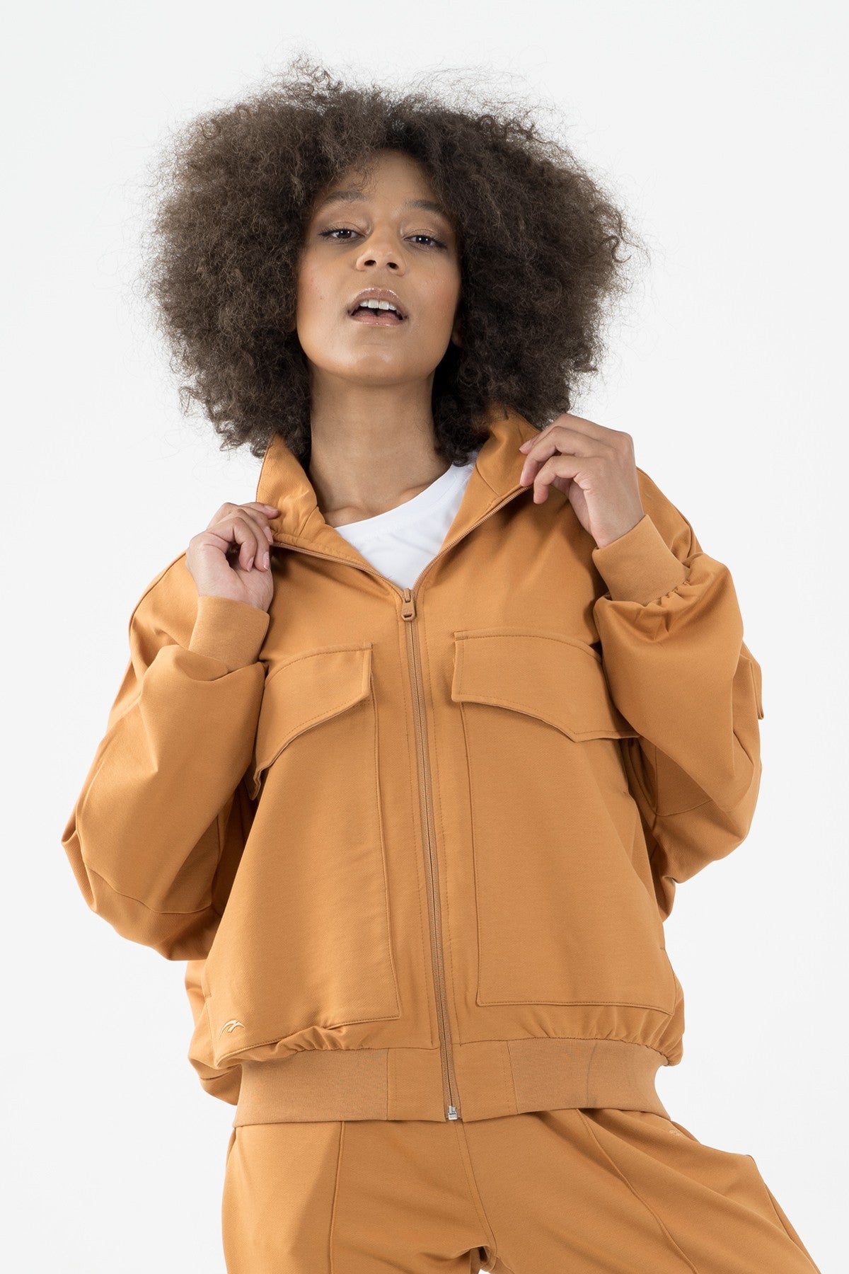 Oversize Kadın Dik Yaka Karamel Tracktop