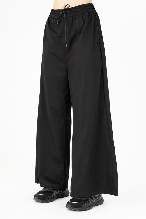 Comfort Kadın Bol Paça Siyah Pantolon