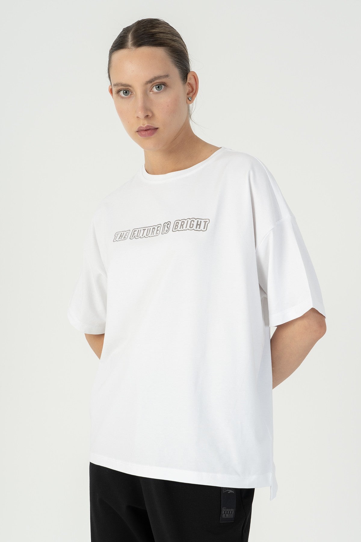 Comfort Kadın Bisiklet Yaka Beyaz T-shirt