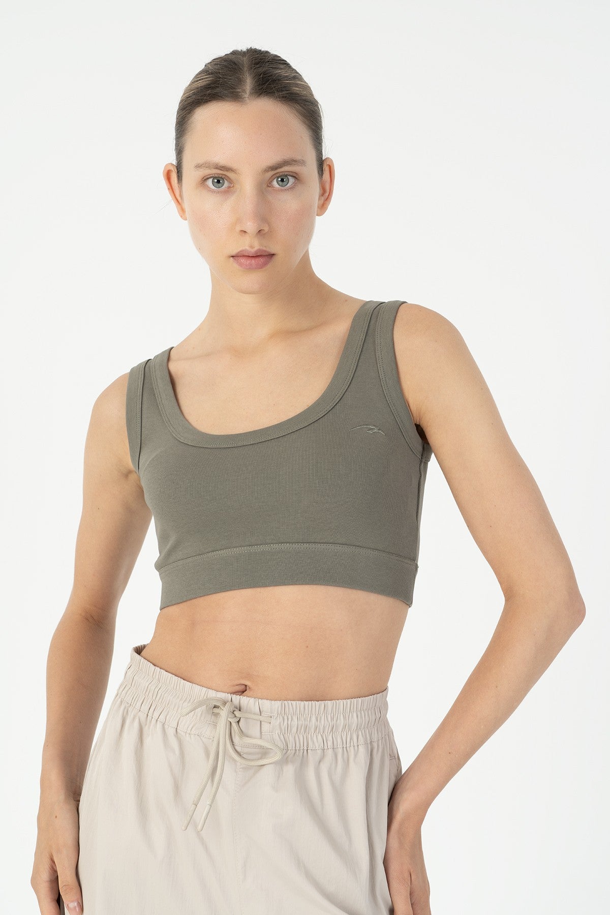 SlimFit Kadın U Yaka Haki Bra