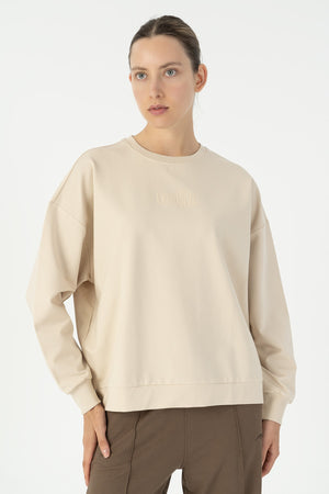 Oversize Kadın Bisiklet Yaka Bej Sweatshirt