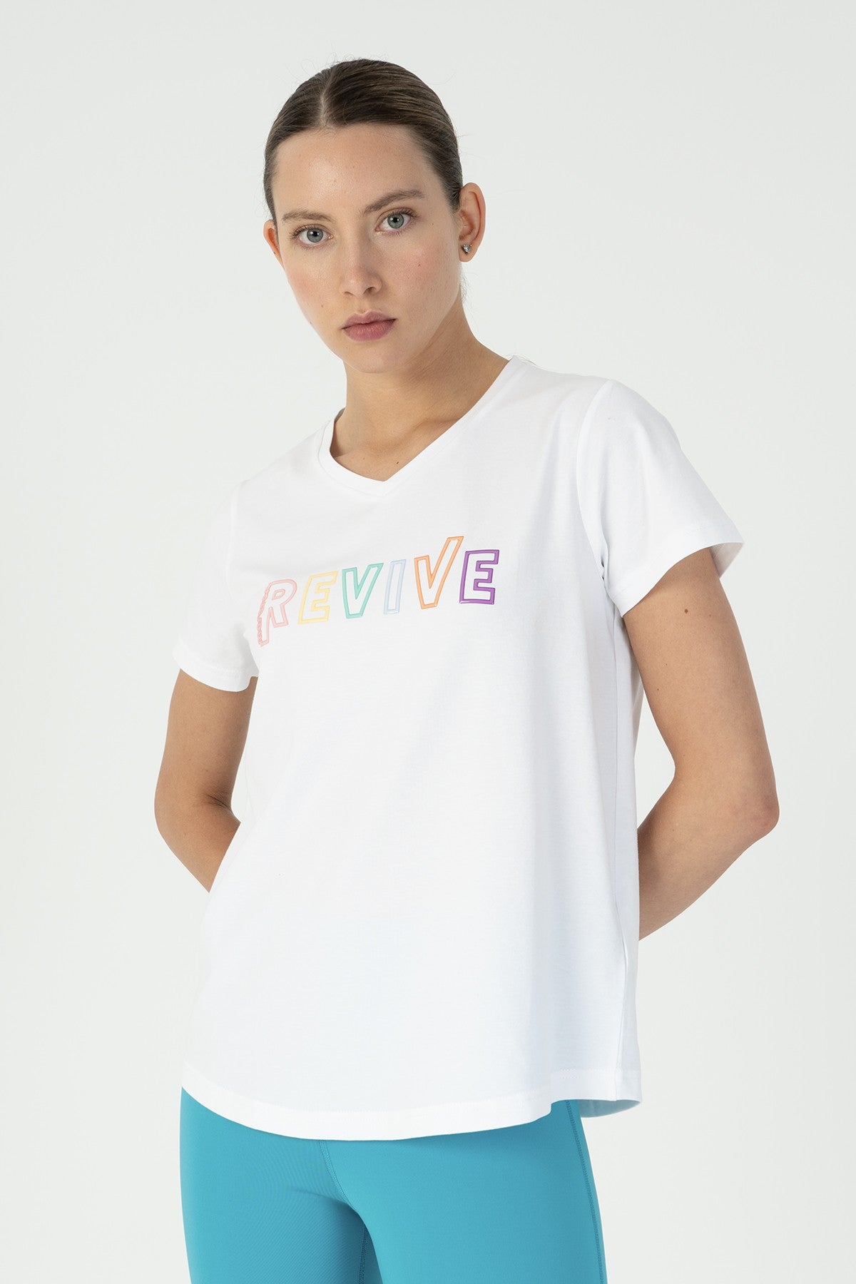 Regular Kadın V Yaka Beyaz T-shirt