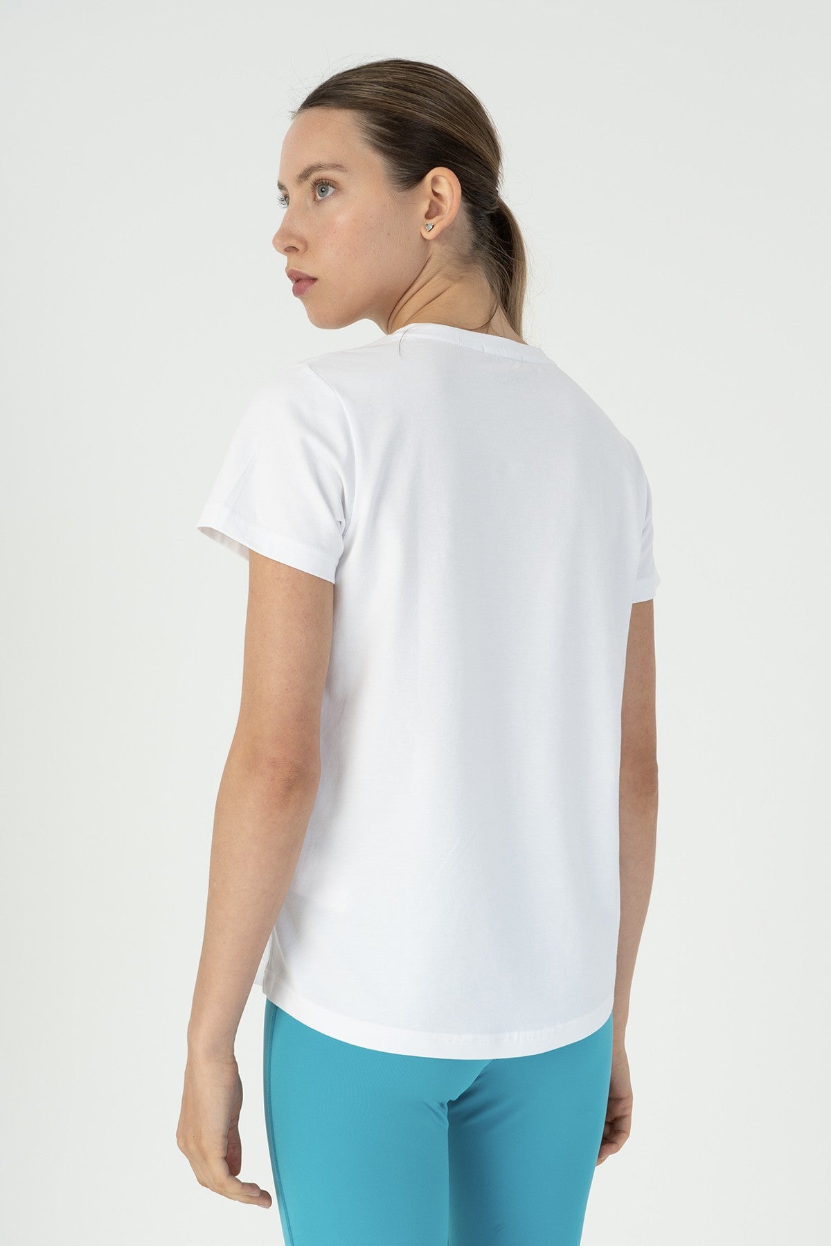 Regular Kadın V Yaka Beyaz T-shirt