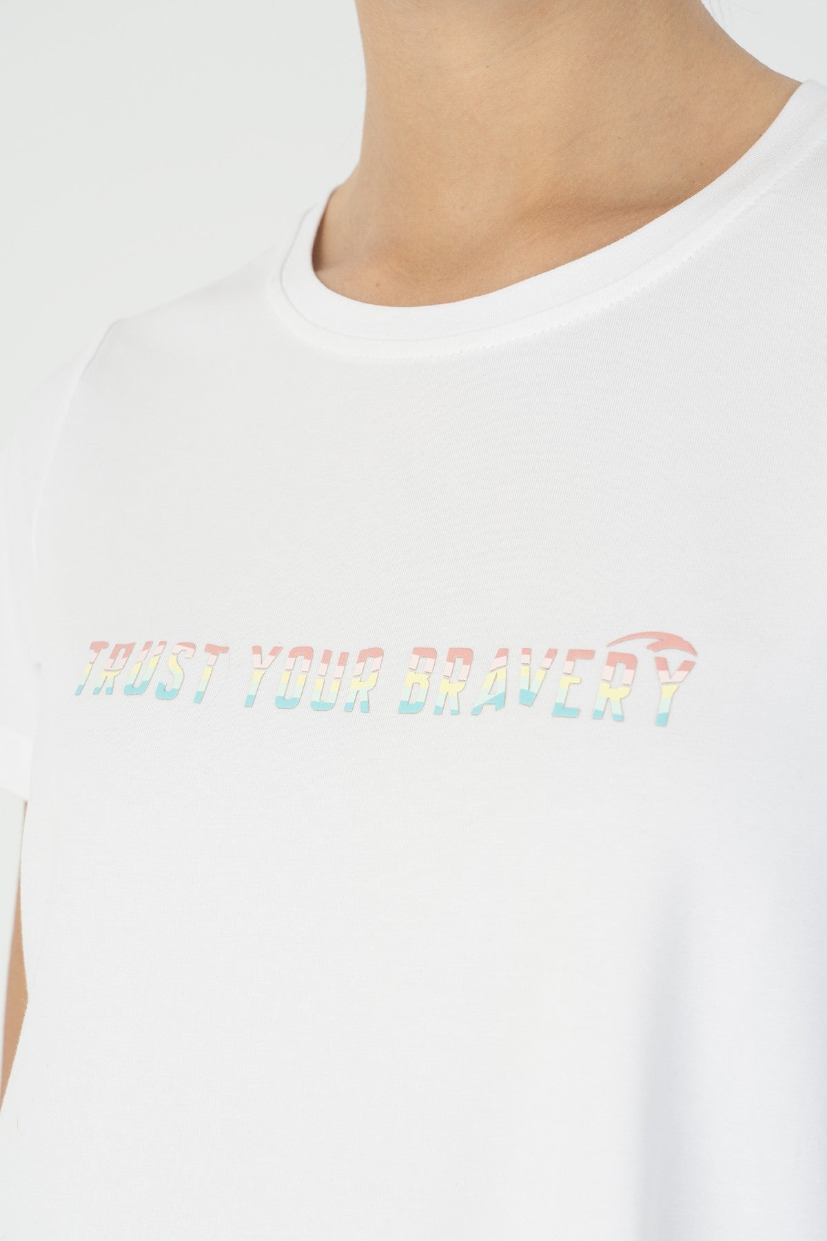 Regular Kadın Bisiklet Yaka Beyaz T-shirt