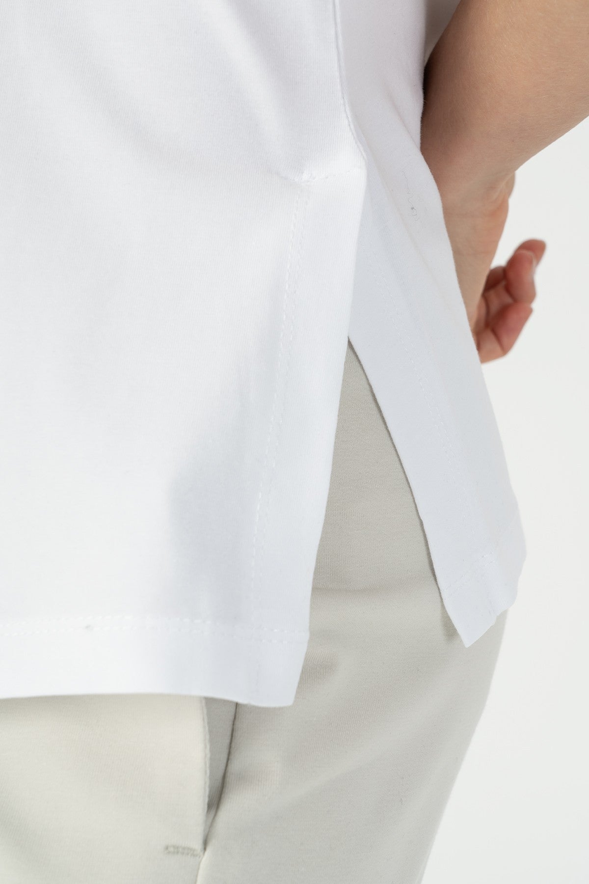 Regular Kadın Bisiklet Yaka Beyaz T-shirt