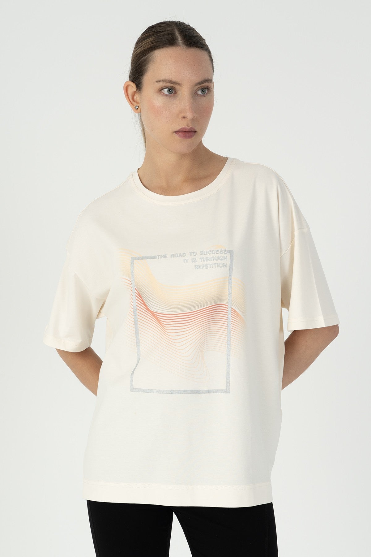 Comfort Kadın Bisiklet Yaka Ekrumelanj T-shirt