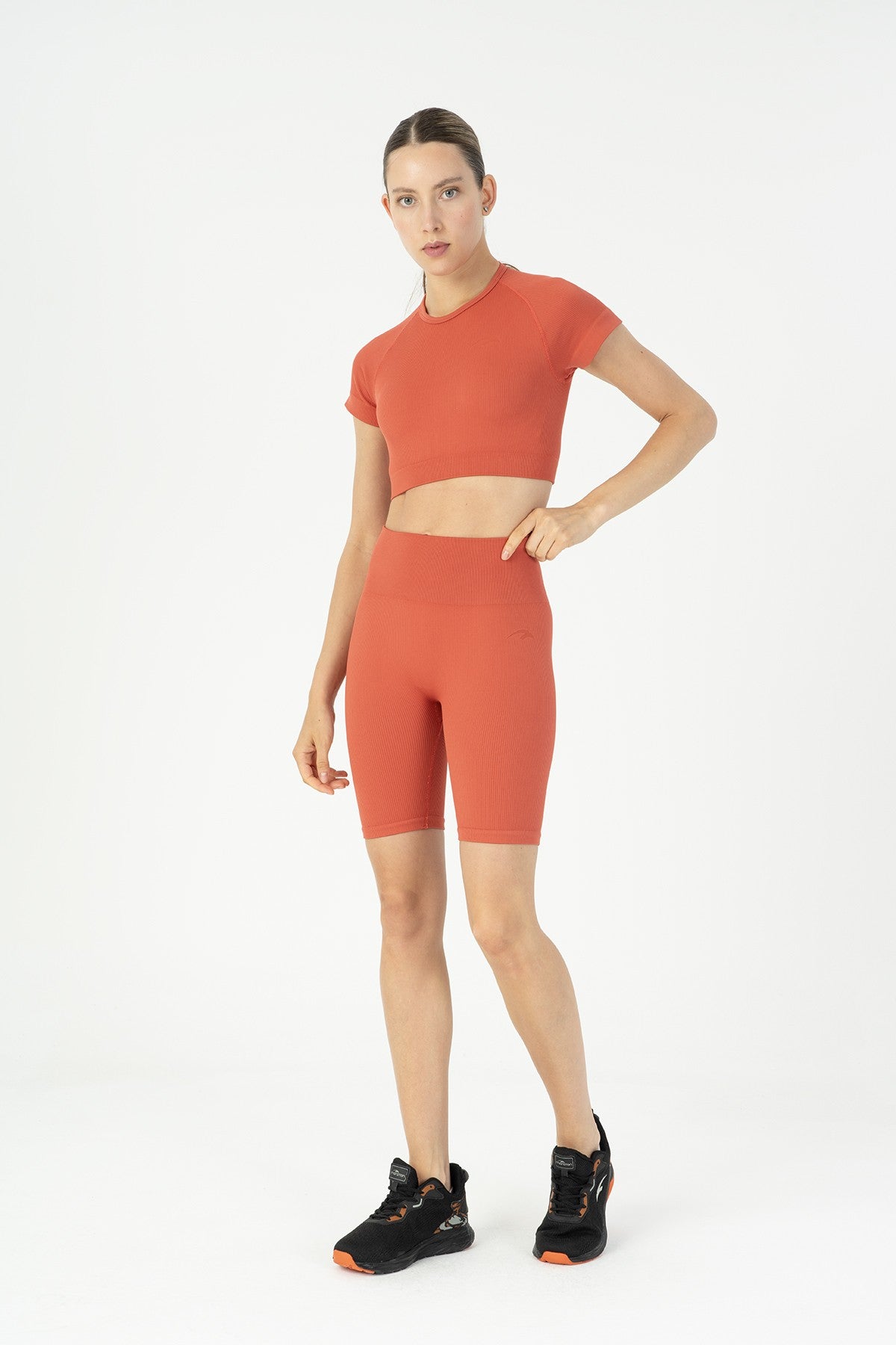 SlimFit Kadın Bisiklet Yaka Kiremit Crop Top