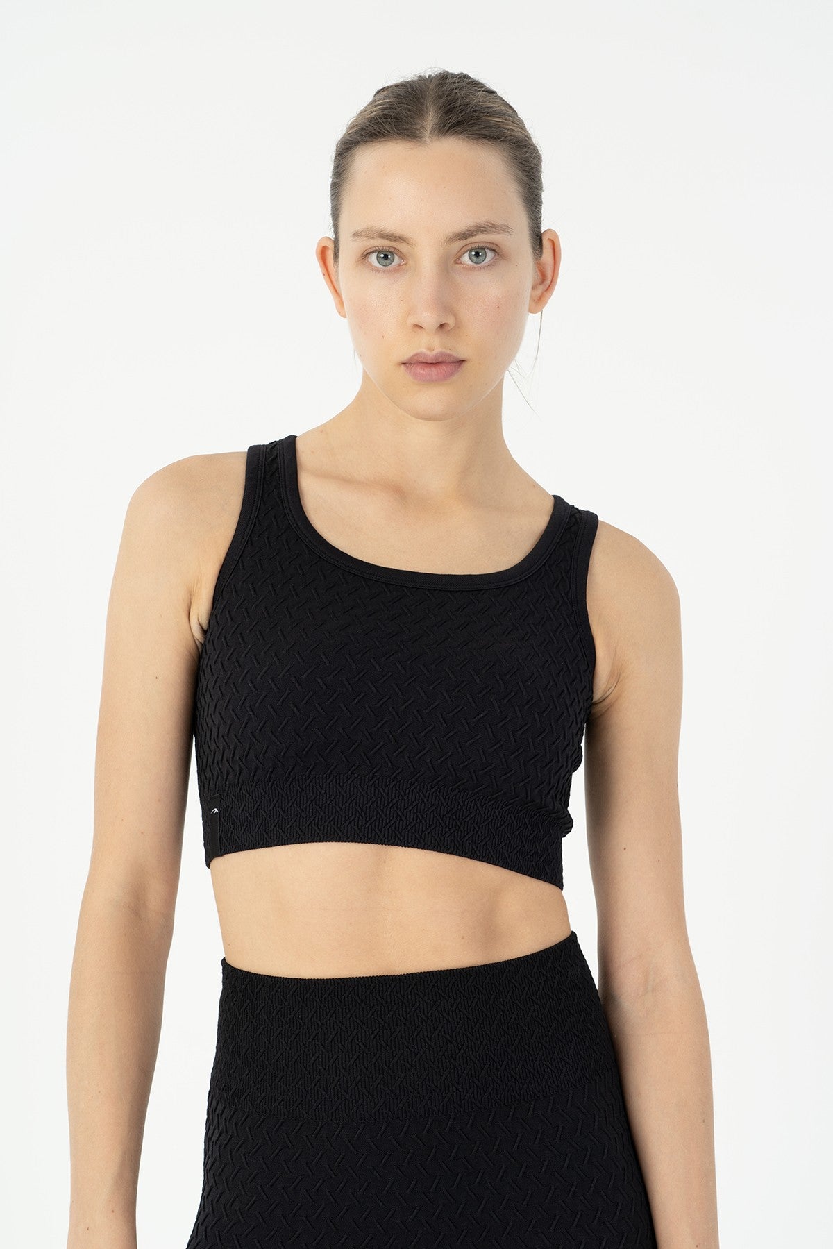 SlimFit Kadın Kapalı Yaka Siyah Bra