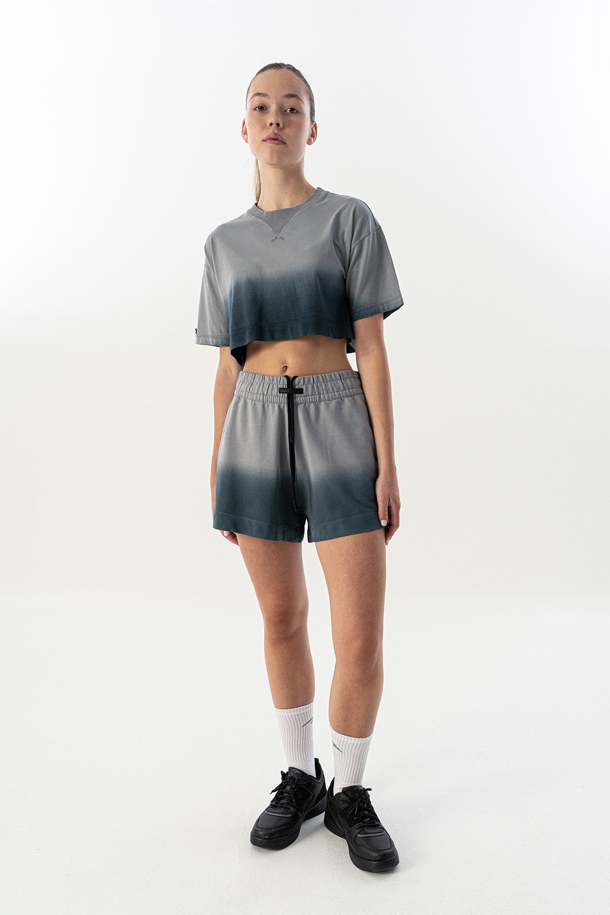 Comfort Kadın Bisiklet Yaka Gri Crop Top