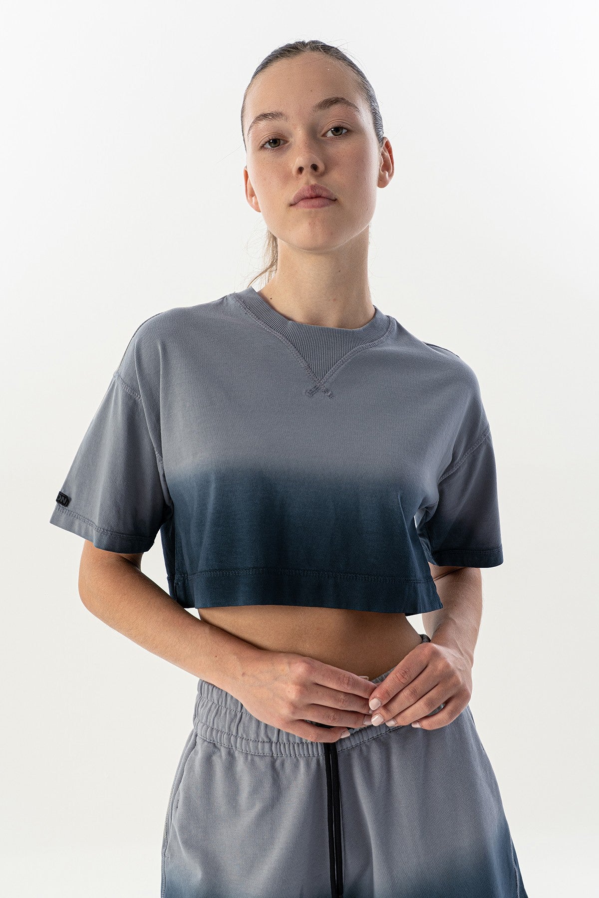 Comfort Kadın Bisiklet Yaka Gri Crop Top