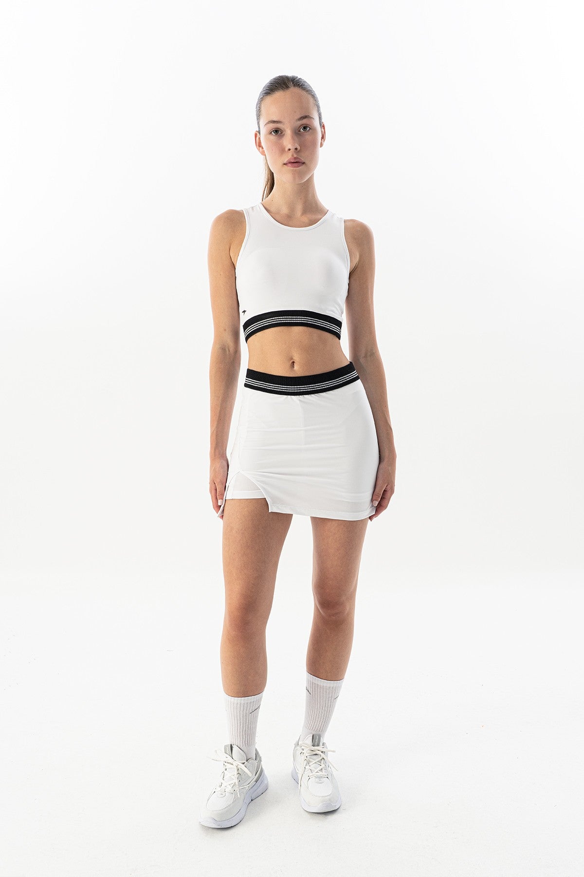 SlimFit Kadın Bisiklet Yaka Beyaz Bra