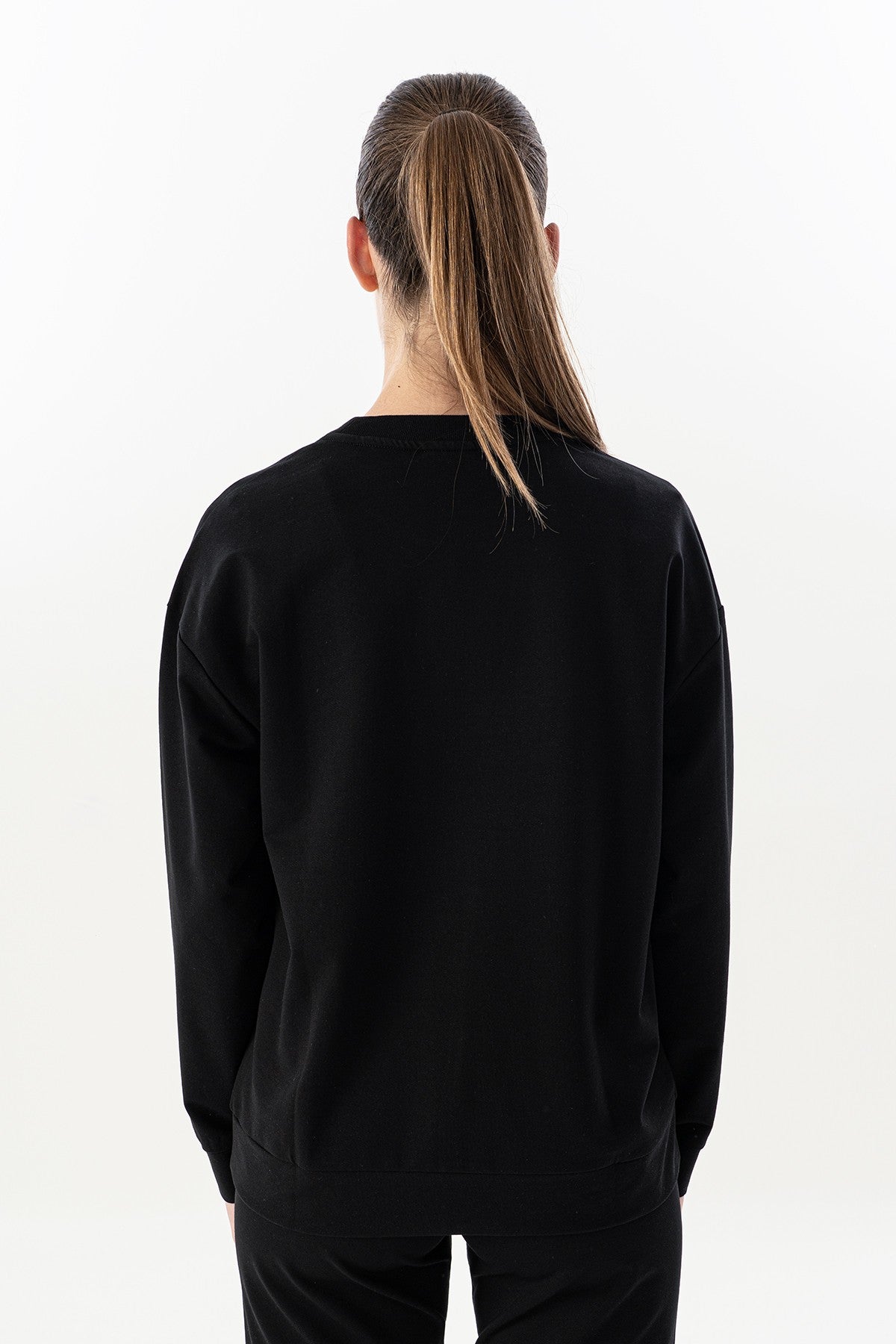 Comfort Kadın Bisiklet Yaka Siyah Sweatshirt