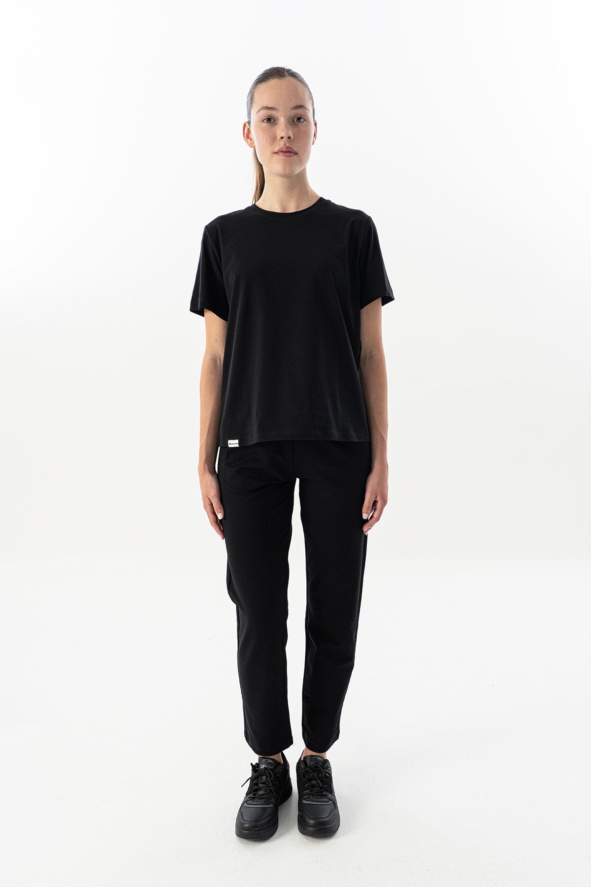 New Basic Kadın Bisiklet Yaka Siyah T-shirt