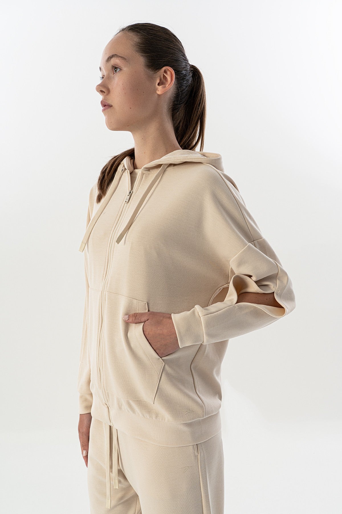 Comfort Kadın Kapüşonlu Ekru Tracktop