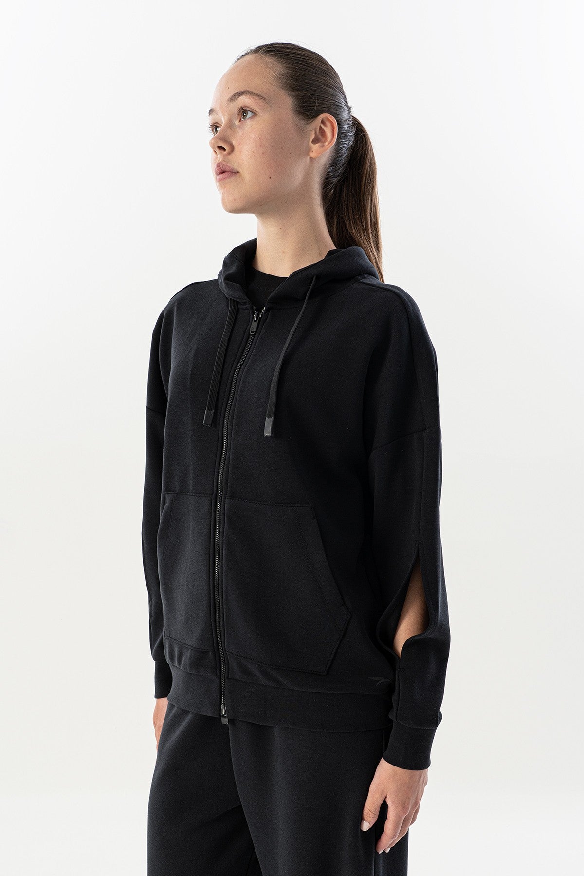 Comfort Kadın Kapüşonlu Siyah Tracktop