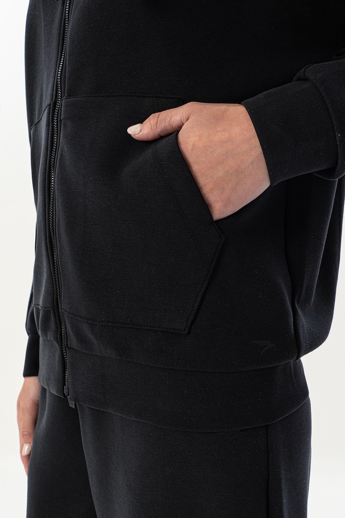 Comfort Kadın Kapüşonlu Siyah Tracktop