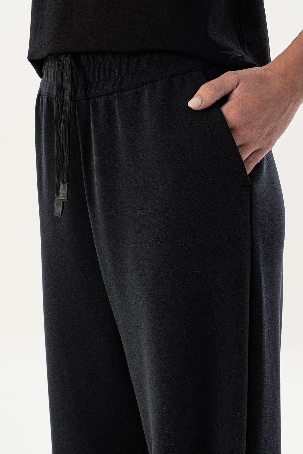 Comfort Kadın Geniş Paça Siyah Eşofman Altı