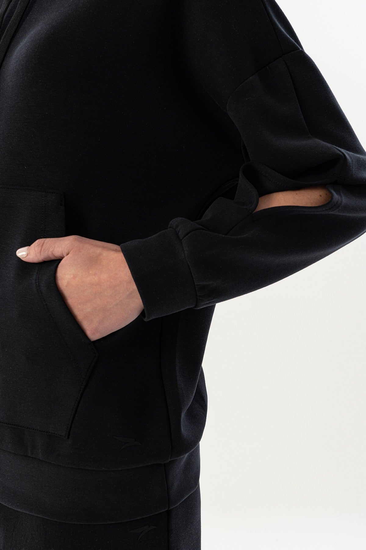 Comfort Kadın Kapüşonlu Siyah Sweatshirt