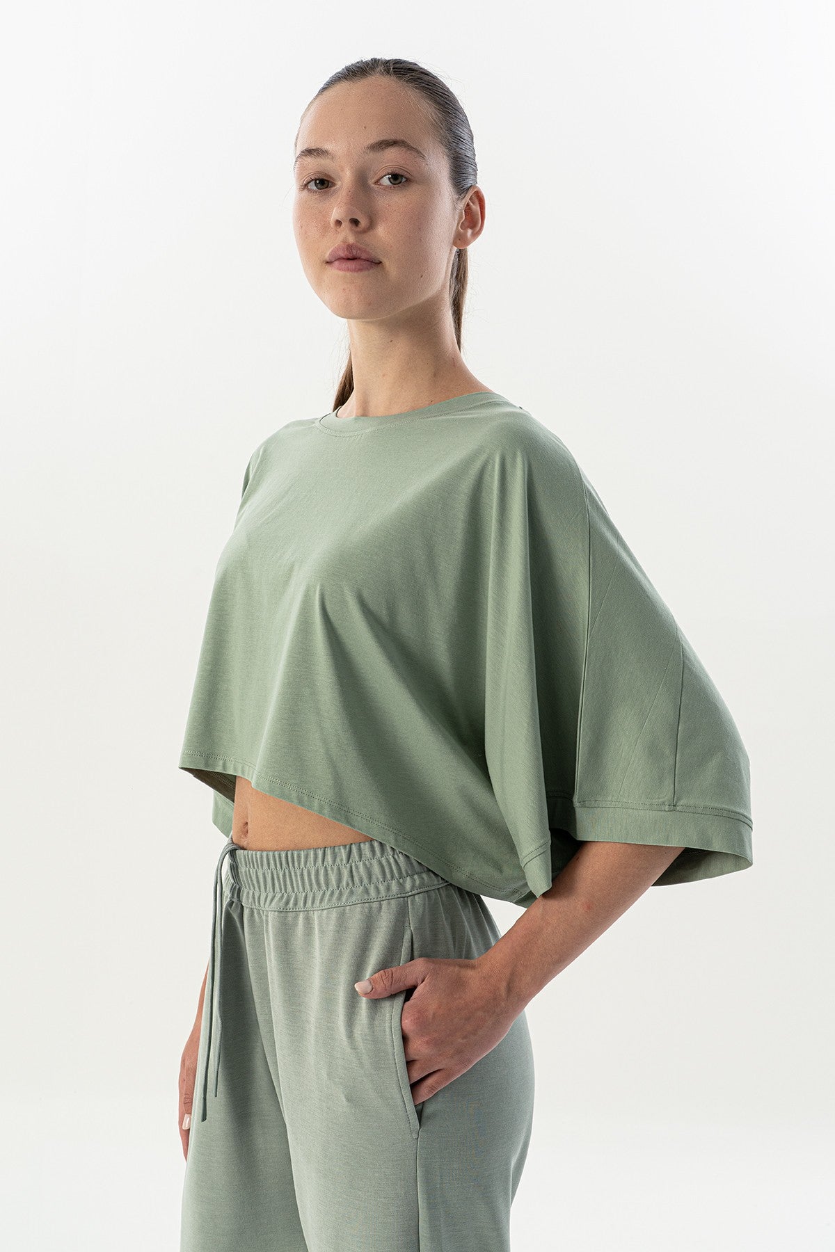 Comfort Kadın Bisiklet Yaka Açık Yeşil T-shirt