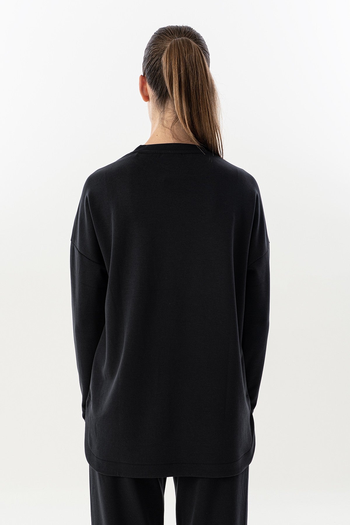 Comfort Kadın Bisiklet Yaka Siyah Sweatshirt