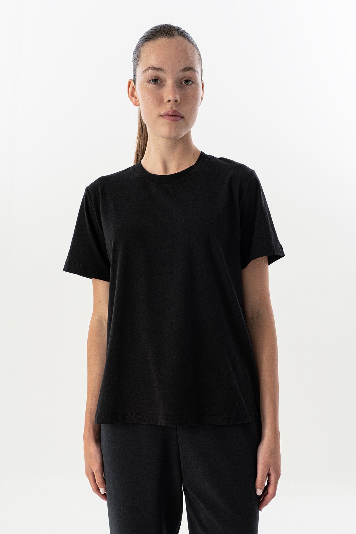 New Basic Kadın Bisiklet Yaka Siyah T-shirt