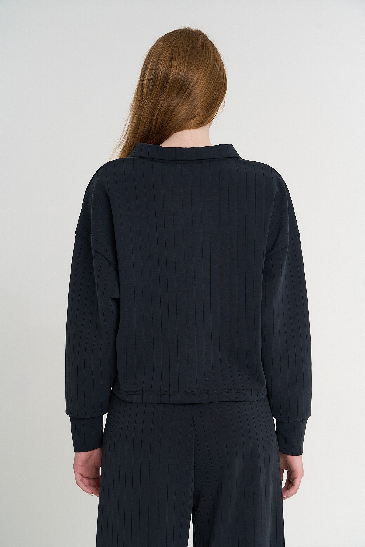 Kadın Polo Yaka Siyah Sweatshirt